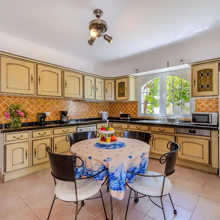 Monte Da Torre By Interhome * Alfarrobeira (Loule)